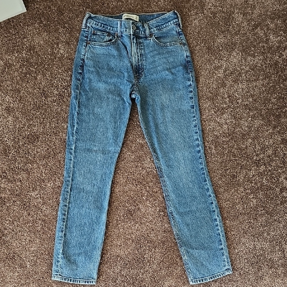 Abercrombie & Fitch High Rise Straight Leg Jeans, Size 27 Short
